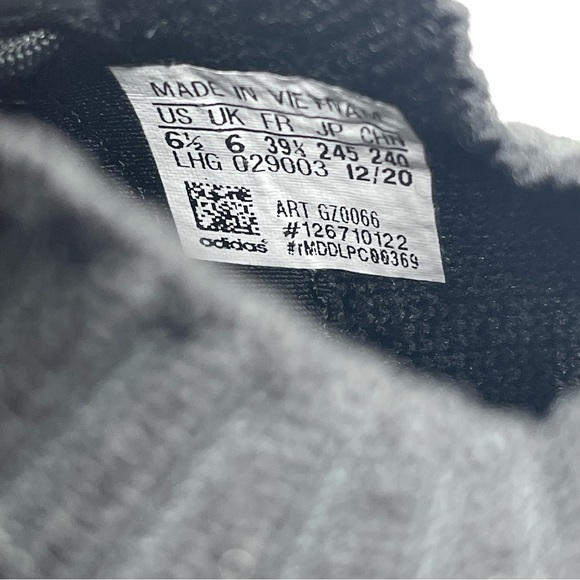 Adidas NMD R1 PK Primeknit OG Uncaged Core Black GZ0066 Size 6.5 / Women’s Sz 8 - Picture 10 of 10